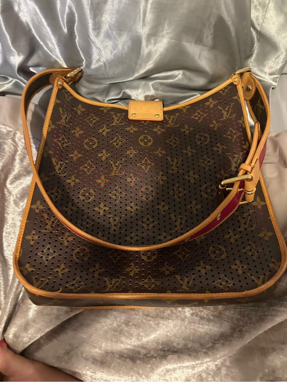 Louis Vuitton Brown Monogram Perforated Hobo with Pink Underlay - Picture 4 of 5